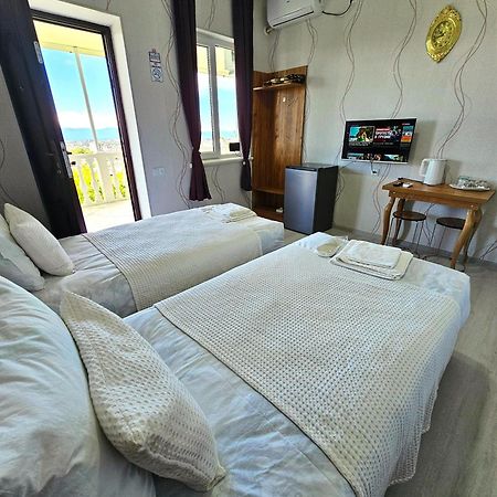 Hilltop Guest House Kutaiszi Kültér fotó