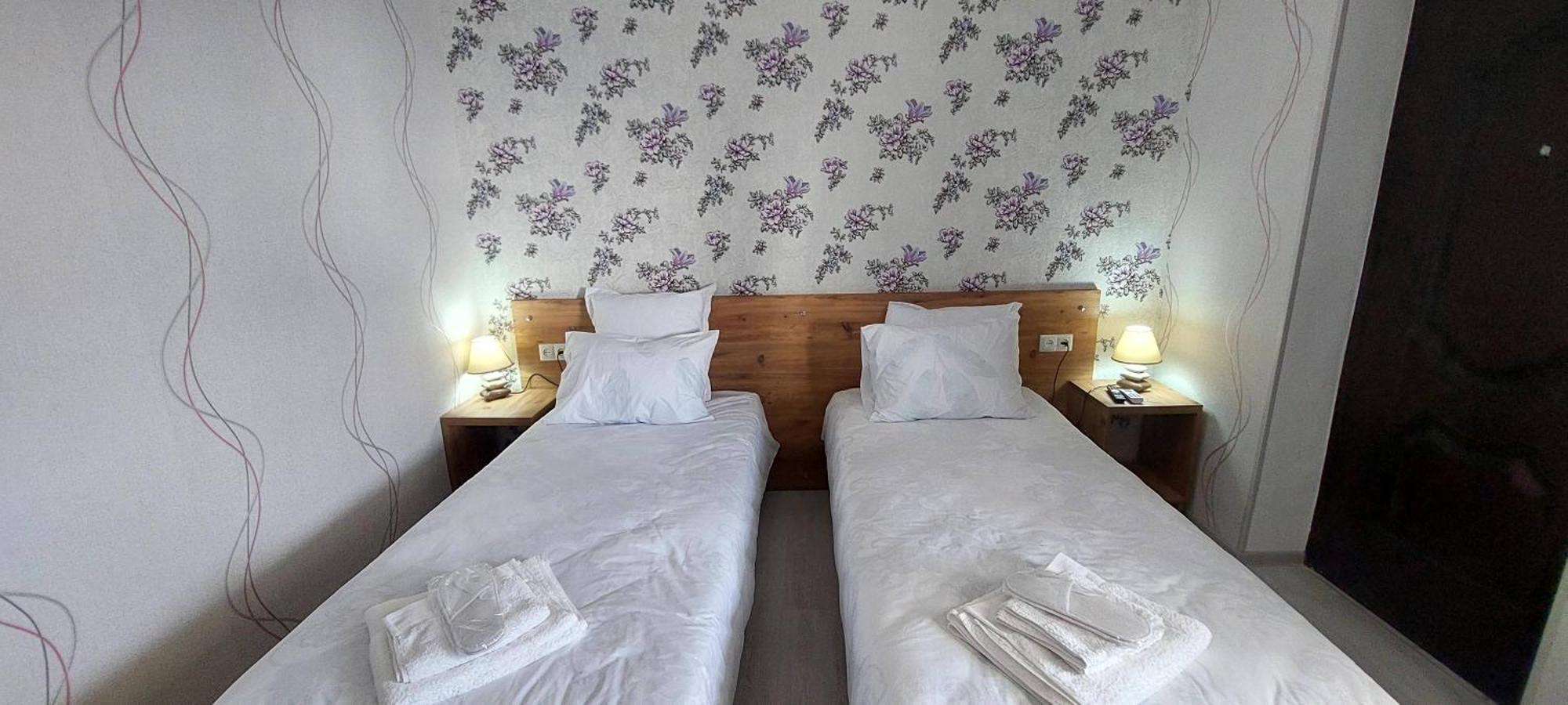 Hilltop Guest House Kutaiszi Kültér fotó
