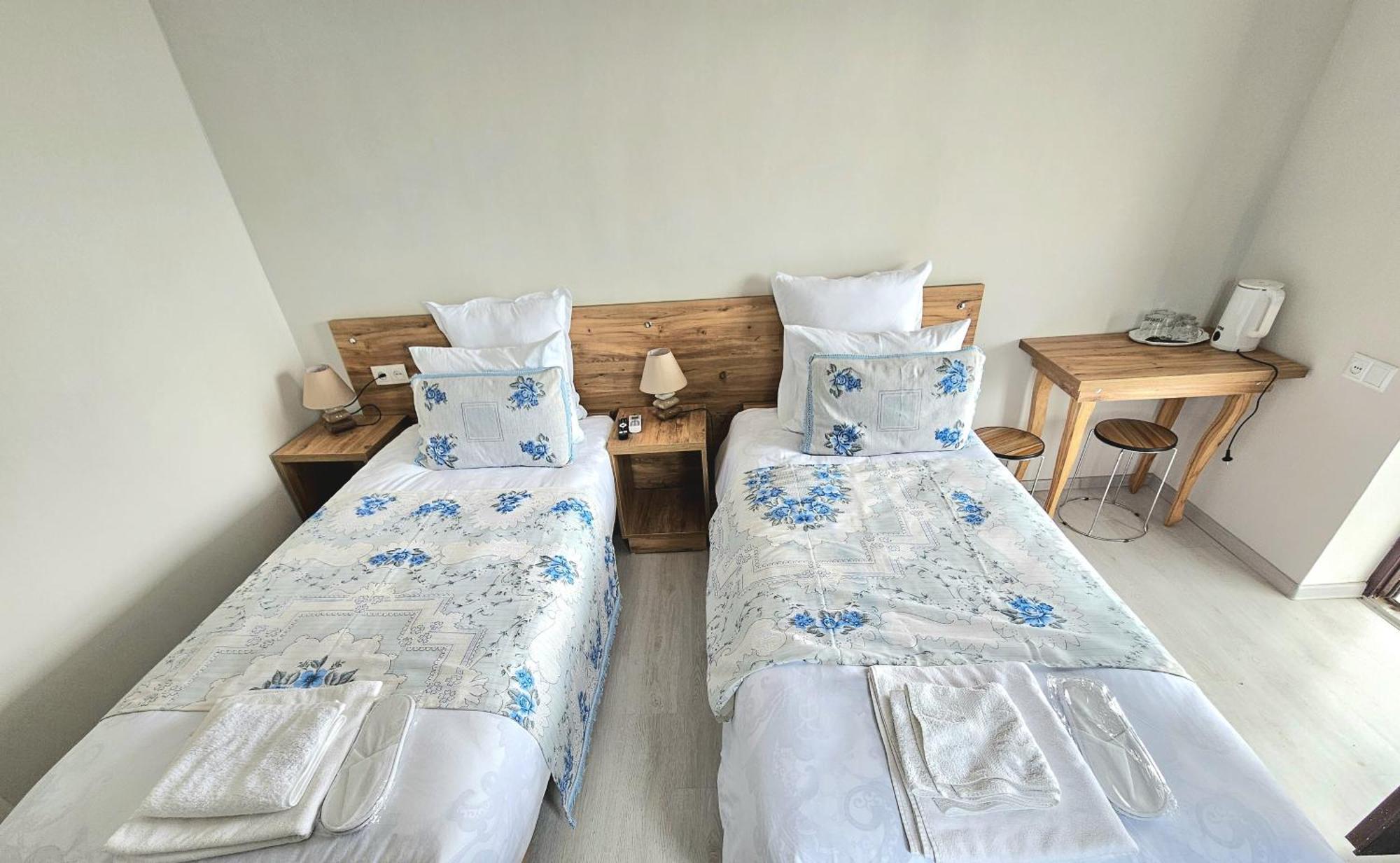 Hilltop Guest House Kutaiszi Kültér fotó
